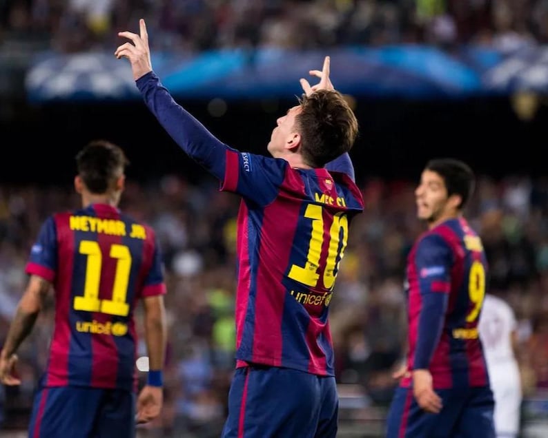 Lionel Messi SIGNED Barcelona 14/15 Home UCL Jersey/Shirt - COA - Retro 2015