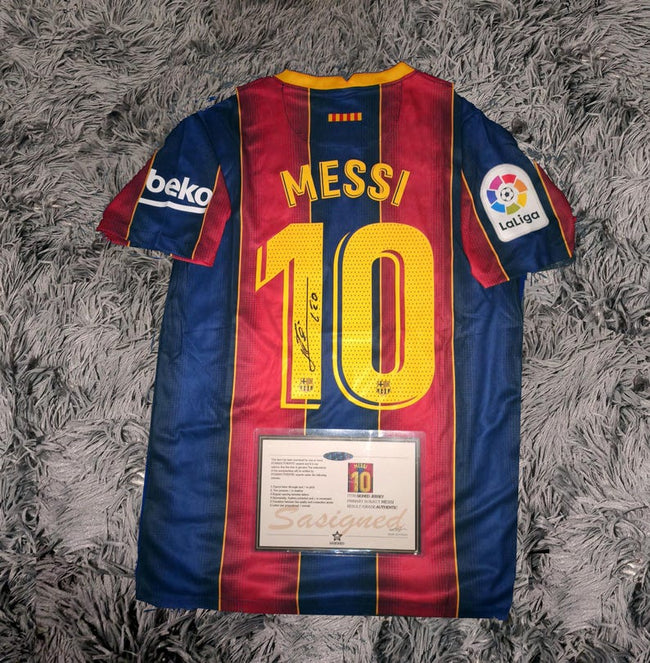 Lionel Messi SIGNED Barcelona 20/21 Home Final Jersey/Shirt - COA - Retro Hover Image