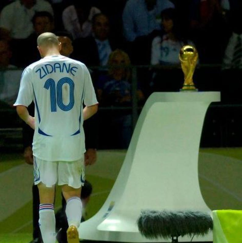 Zinedine Zidane SIGNED France 05/06 Away Jersey/Shirt - COA - 2006