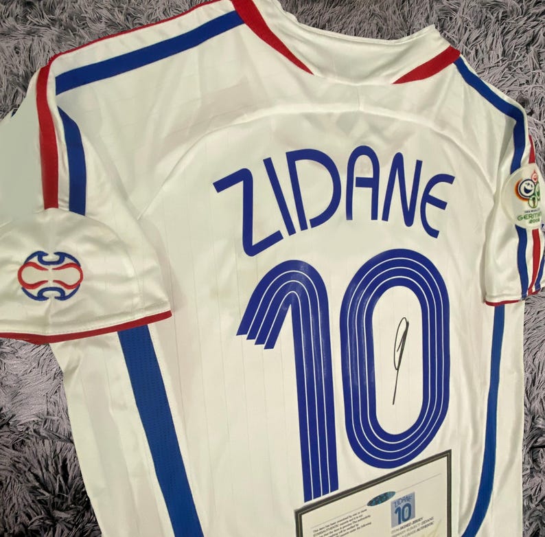 Zinedine Zidane SIGNED France 05/06 Away Jersey/Shirt - COA - 2006