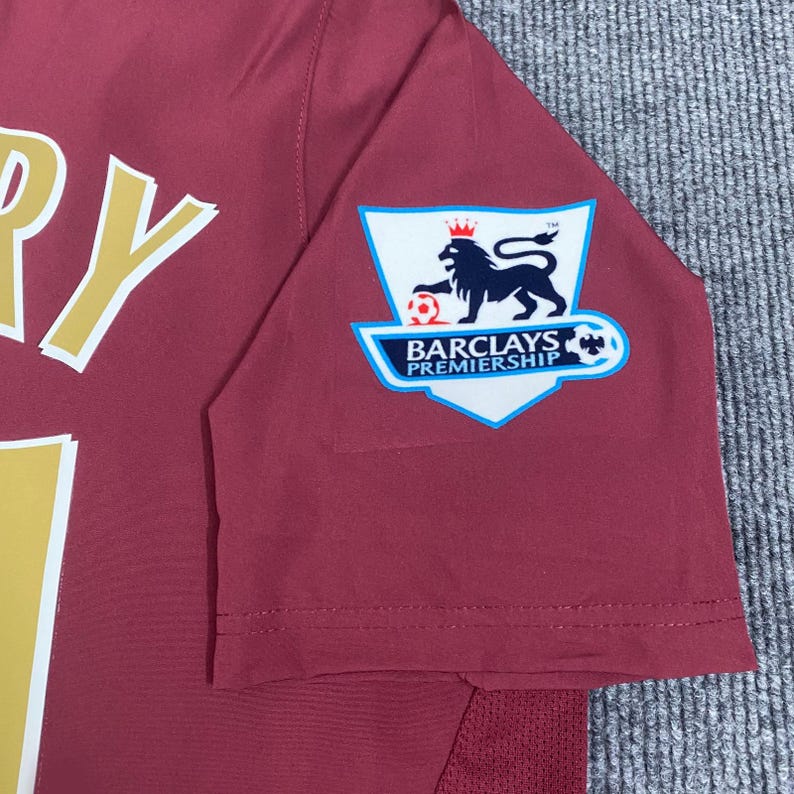 Thierry Henry SIGNED Arsenal 05/06 Home Jersey/Shirt - COA - 2005 Retro