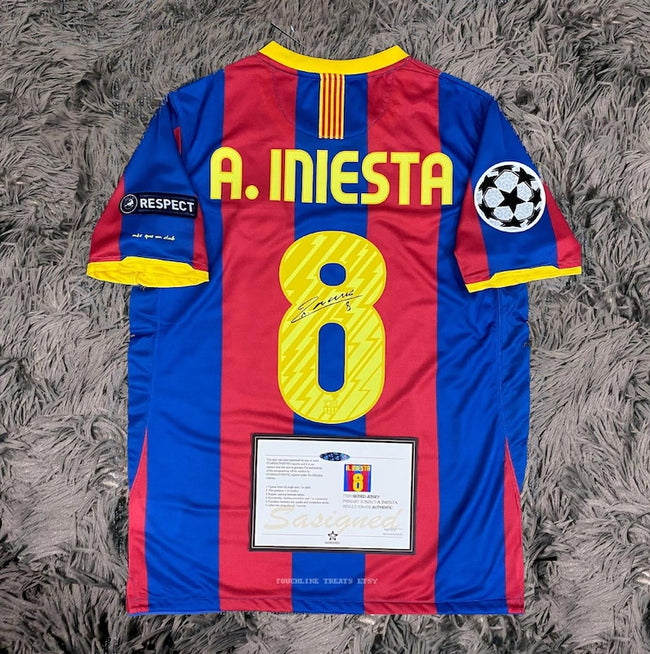 Andrés Iniesta SIGNED Barcelona 10/11 Home UCL Final Jersey/Shirt - COA - 2011 Retro Hover Image