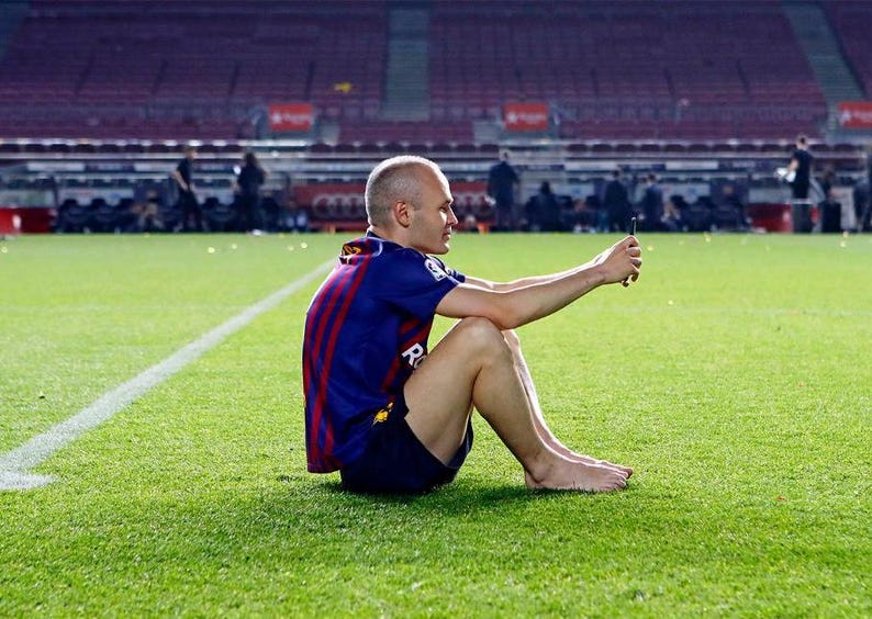 Andrés Iniesta SIGNED Barcelona 17/18 INFINITY Final Home Jersey/Shirt - COA - 2017