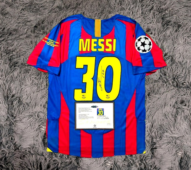 Lionel Messi SIGNED Barcelona 04/05 Home UCL #30 Jersey/Shirt - COA - 2005 Retro Hover Image